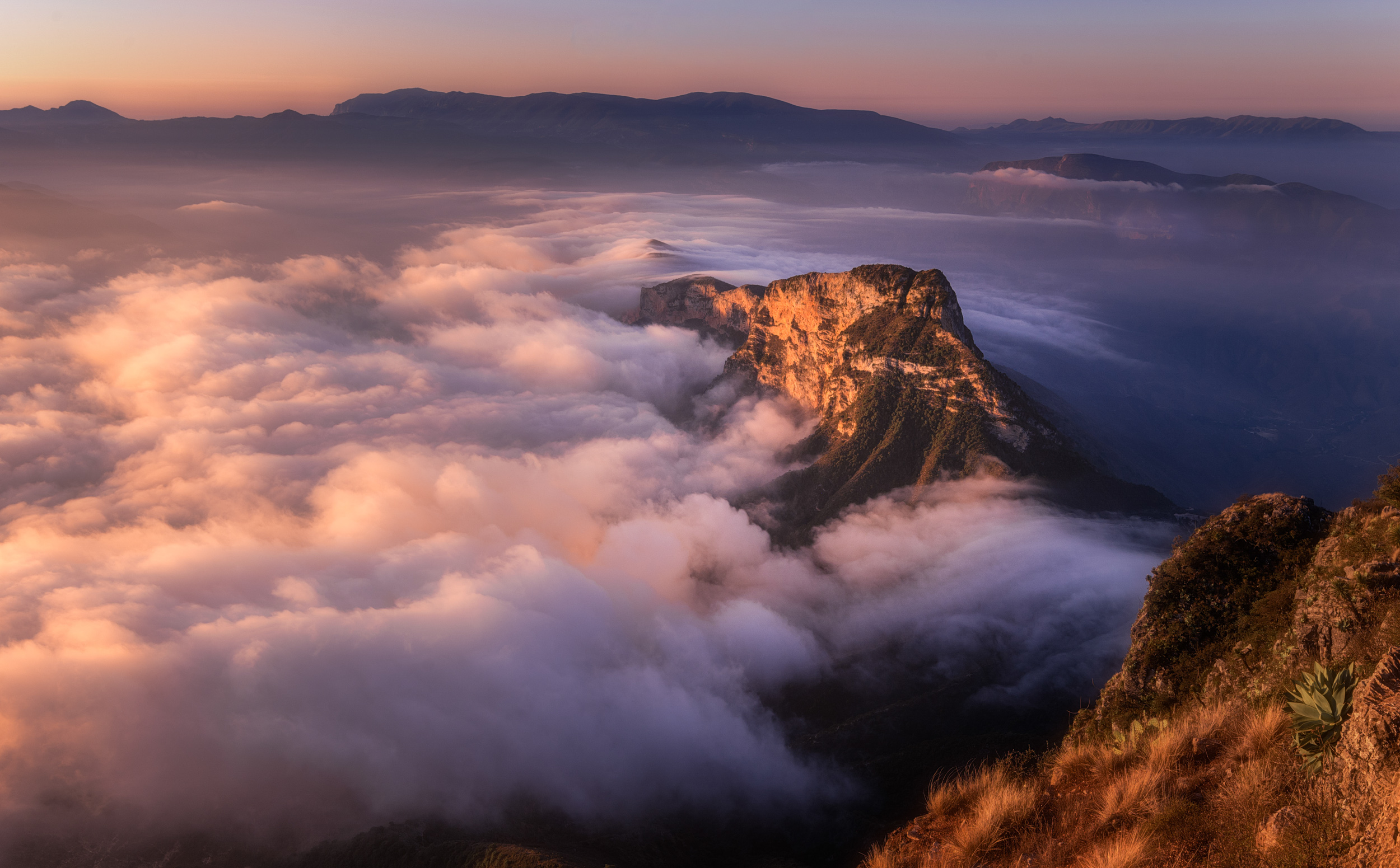 Amanecer-en-las-Alturas.jpg